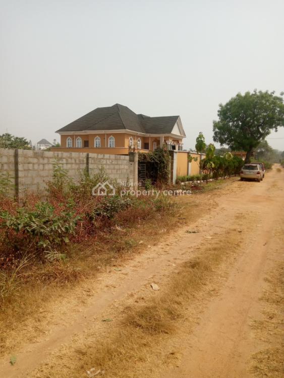 For Sale 1000sqm Of Land, Main Gra, Jericho, Ibadan, Oyo Nigeria