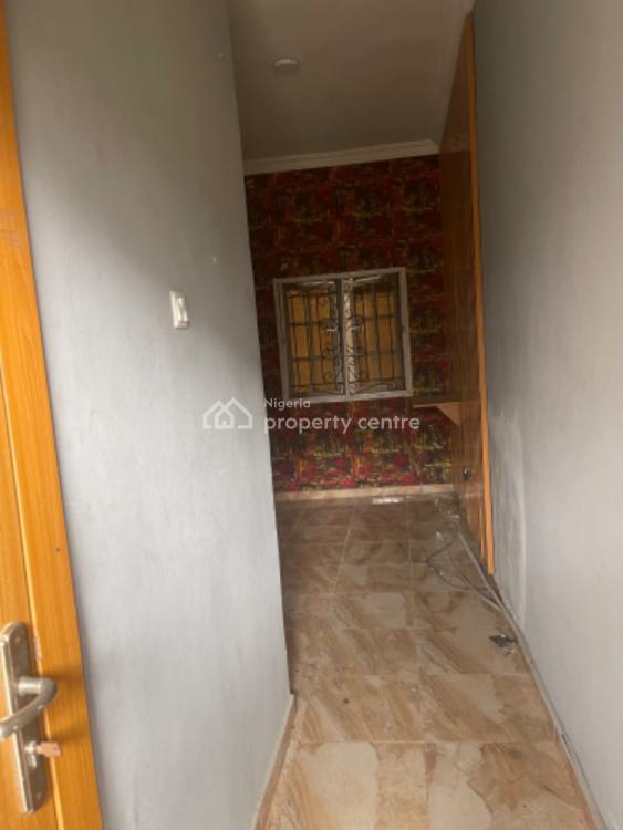 For Rent Room Bq, World Oil Filling Station Ikate, Ilasan, Lekki