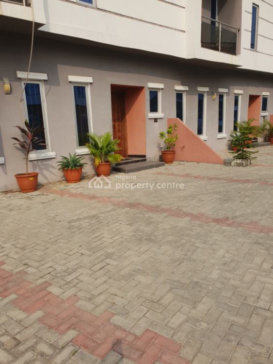 Orchid House Stylish 3 Bedroom Terrace Duplex . Ac .wifi, Van Daniels Street . Orchid Road, Lekki, Lagos, Terraced Duplex Short Let