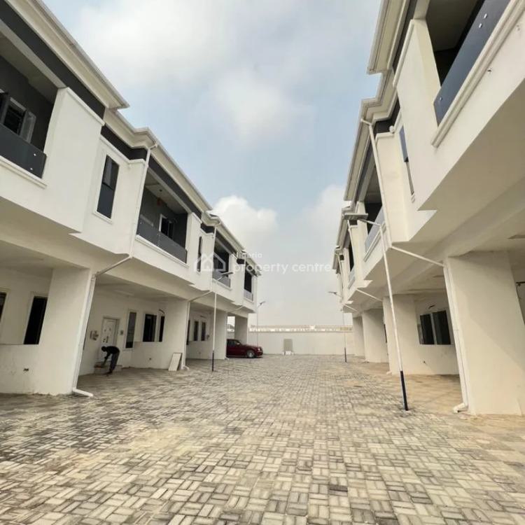 For Sale Beautifully Finished 4 Bedroom Terraced Duplex, Chevron