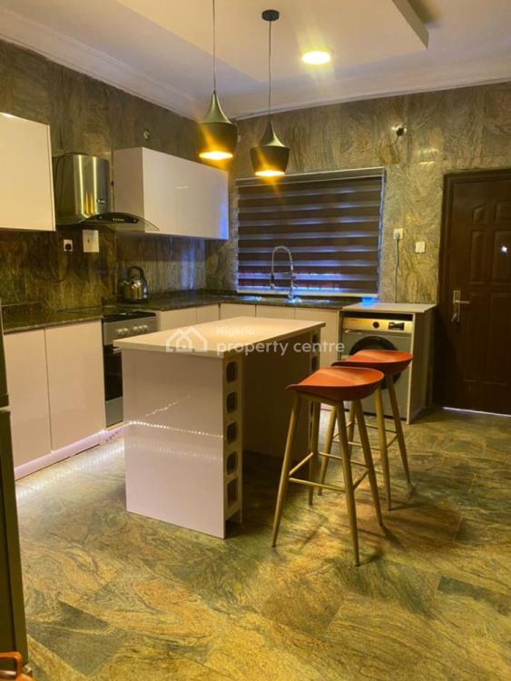 Luxurious 2 Bedroom Apartment, Gra Phase 2, Magodo, Lagos, Flat / Apartment Short Let