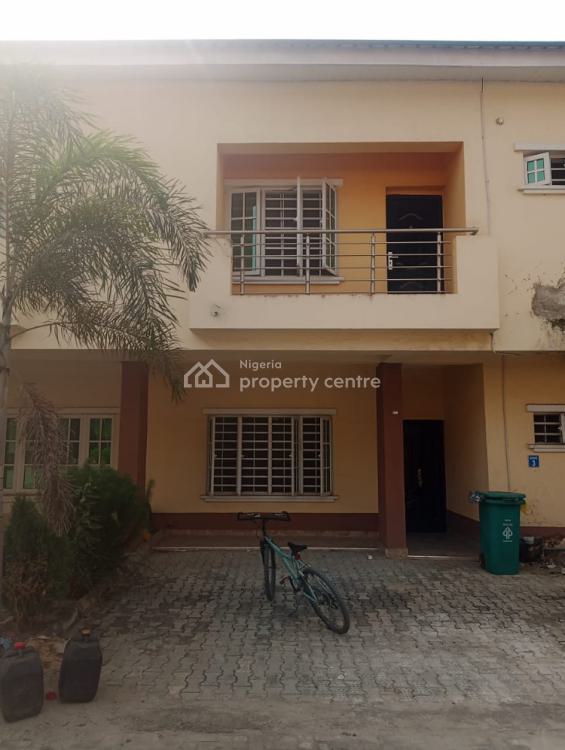 For Sale Luxury 3 Bedrooms Terraced Duplex, Middle Piece, Lekki