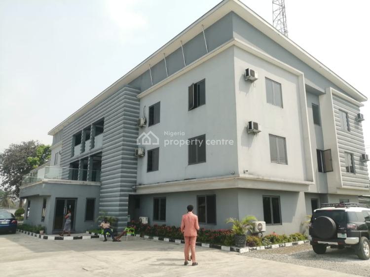 For Rent 3 Bedroom Flat, Old Gra, Port Harcourt, Rivers 3 Beds, 3