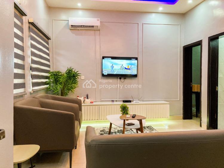 1 Bedroom Flat, Lekki Phase 2, Lekki, Lagos, Mini Flat (room and Parlour) Short Let