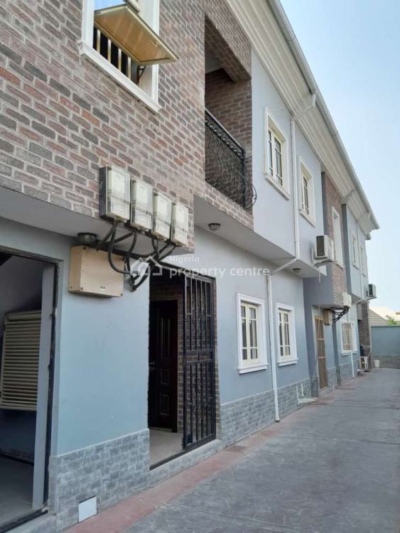 For Rent Fantastic 2 Bedroom Flat, Mobil Road, Ilaje, Ajah, Lagos 2