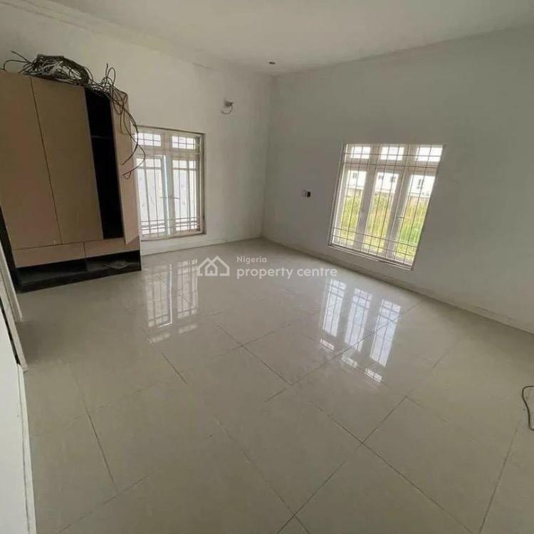 Luxurious 4 Bedrooms Terrace Duplex with Bq , Pool, Bush Bar, Asokoro District, Abuja, Terraced Duplex for Sale