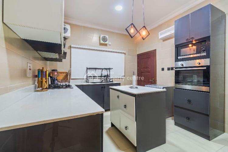 Zuma-white F3, Banana Island, Ikoyi, Lagos, Flat / Apartment Short Let