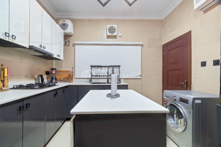 Zuma-white F3, Banana Island, Ikoyi, Lagos, Flat / Apartment Short Let