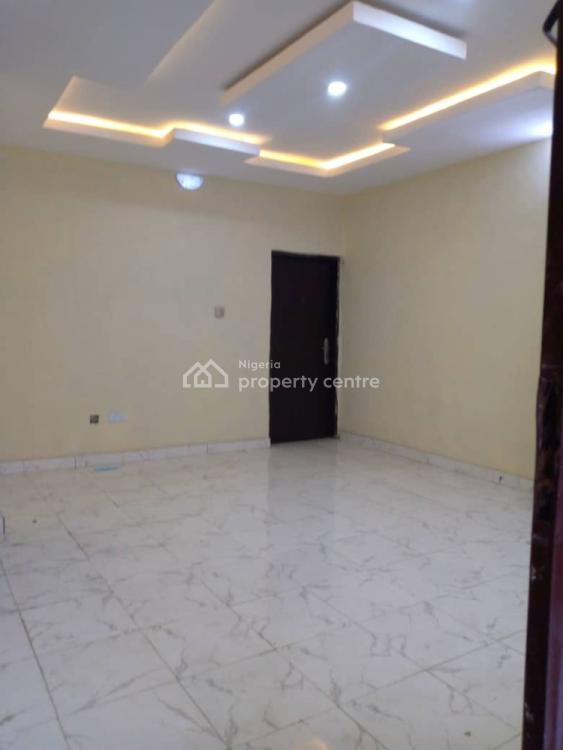For Rent Lovely 2 Bedroom Flat, Alagomejisabo, Yaba, Lagos, Alagomeji
