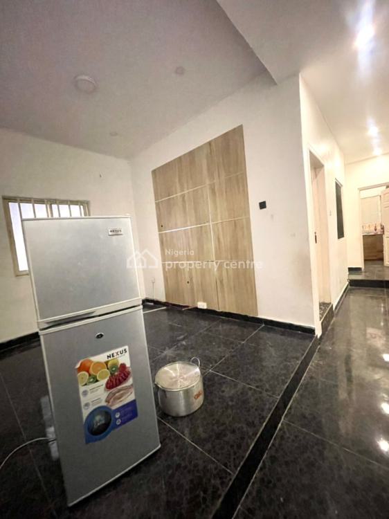 For Rent Mini Flat, Lekki Phase 1, Lekki, Lagos 1 Beds Nigeria