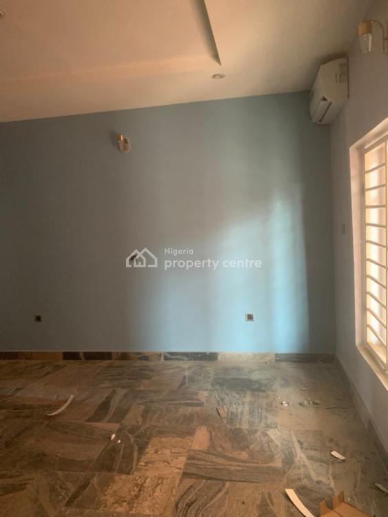 Super Clean and Serviced 3 Bedroom Flat with Bq, Zone 6, Wuse, Abuja, Flat / Apartment for Rent