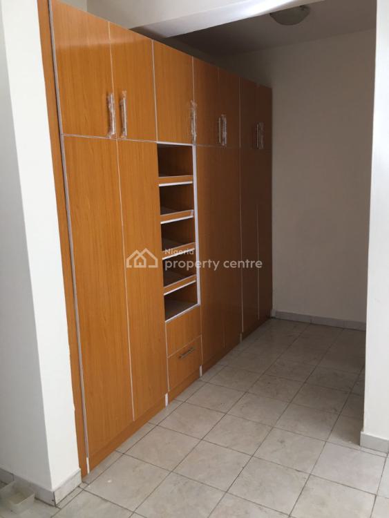 Executively and Well Finished 3 Bedroom and a Room Bq., Road 34, House 8, Ikota Villa Estate., Ikota, Lekki, Lagos, House for Rent