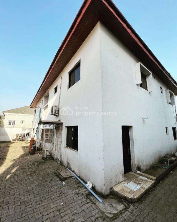 For Sale Commercial/residential Detarched Duplex, Wuse 2, Abuja 6 Beds, 7 Baths (Ref 1631065)