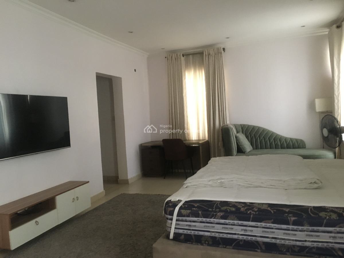 Fully Furnished 3 Bedrooms Maisonette, Micheal Ogun Street, Ikeja Gra, Ikeja, Lagos, Flat / Apartment Short Let