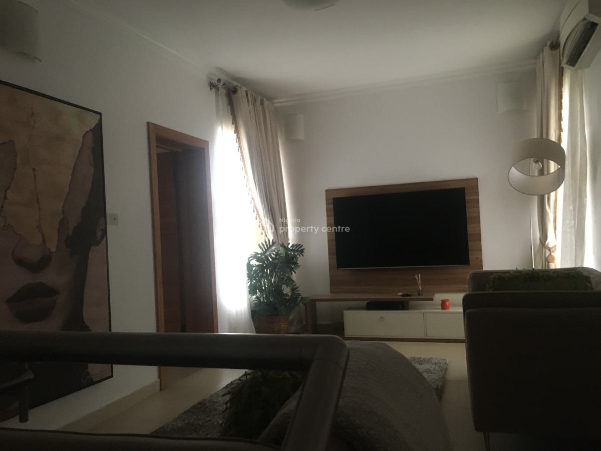 Fully Furnished 3 Bedrooms Maisonette, Micheal Ogun Street, Ikeja Gra, Ikeja, Lagos, Flat / Apartment Short Let