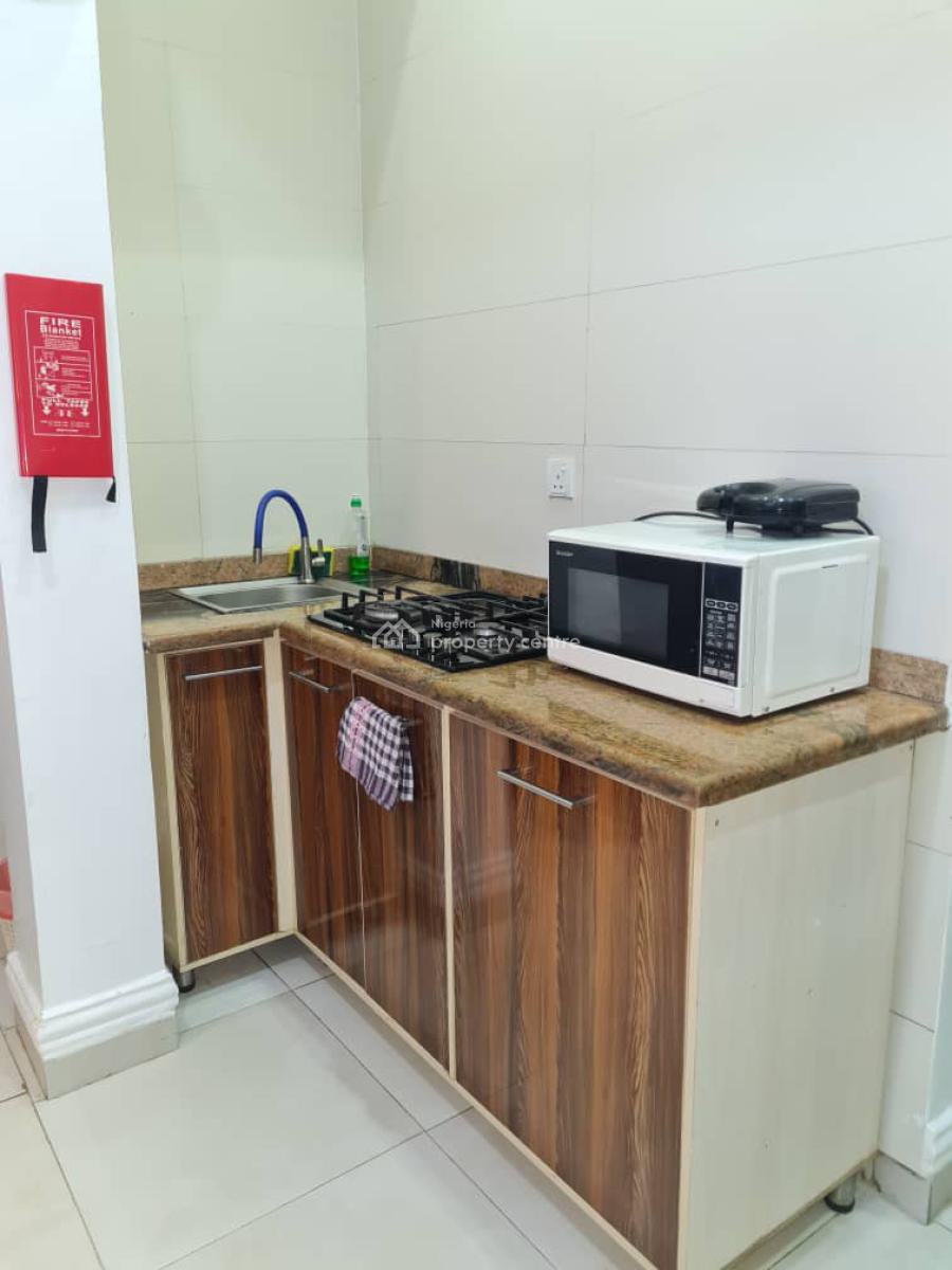 Luxury Studio Apartment with Balcony, 1, Oremeta Street, Oregun, Ikeja, Lagos, Self Contain (single Rooms) Short Let