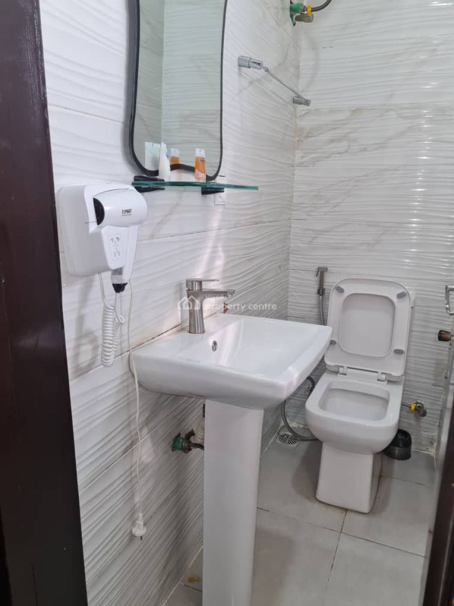 Luxury Studio Apartment with Balcony, 1, Oremeta Street, Oregun, Ikeja, Lagos, Self Contain (single Rooms) Short Let