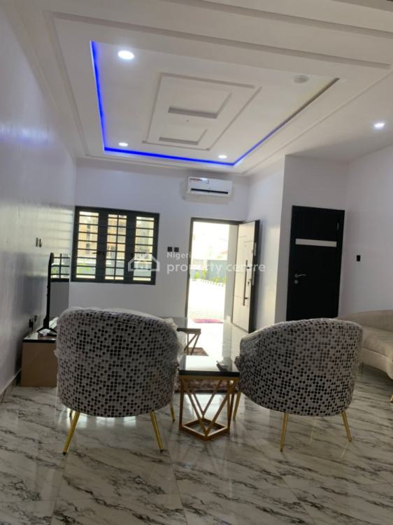 For Sale Luxurious 2 Bedroom Apartment With Excellent Fittings, Lekki