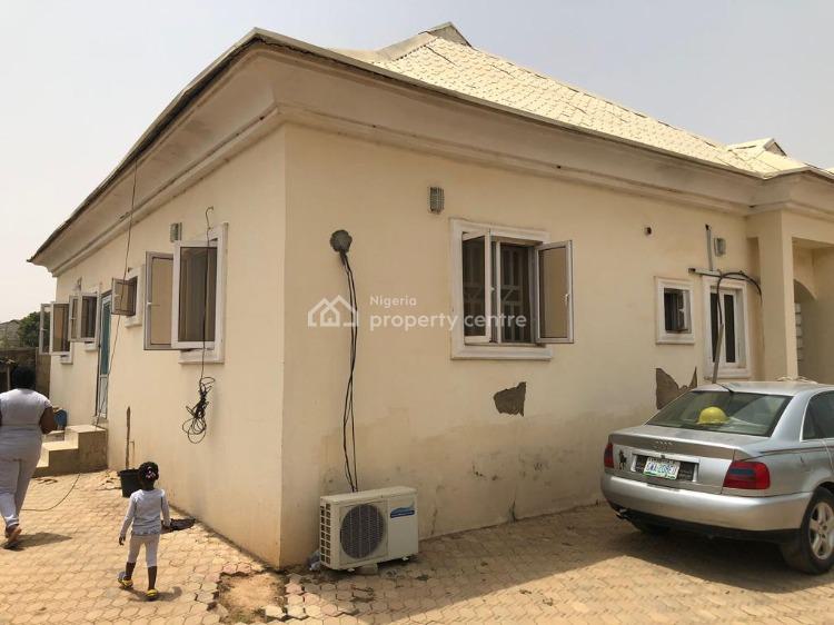 For Sale 3 Bedroom Tastefully Finished With Pop, Gidan Daya Estate
