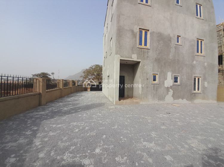 For Sale An Exclusive Mansion Of 7 Bedroom Detached House With Ample Space, Dawaki, Gwarinpa