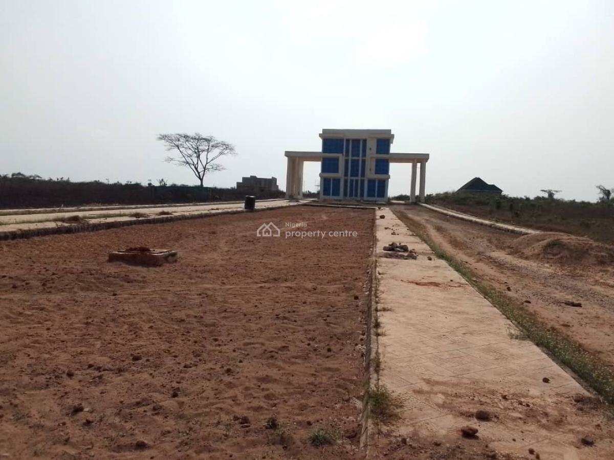 Land, Southgate Park and Garden, Alamala, Along Barracks, Abeokuta South, Ogun, Residential Land for Sale