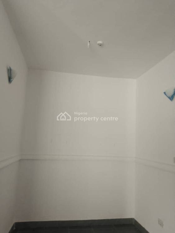 Luxury and Newly Renovated 2 Bedroom Flat, Ademola Eletu Street, Osapa, Lekki, Lagos, Flat / Apartment for Rent