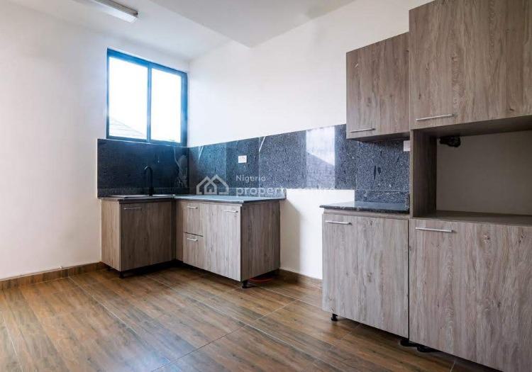 Well Finished 3 Bedroom Flat, Off Whitsands School Road, Lekki Phase 1, Lekki, Lagos, Flat / Apartment for Sale