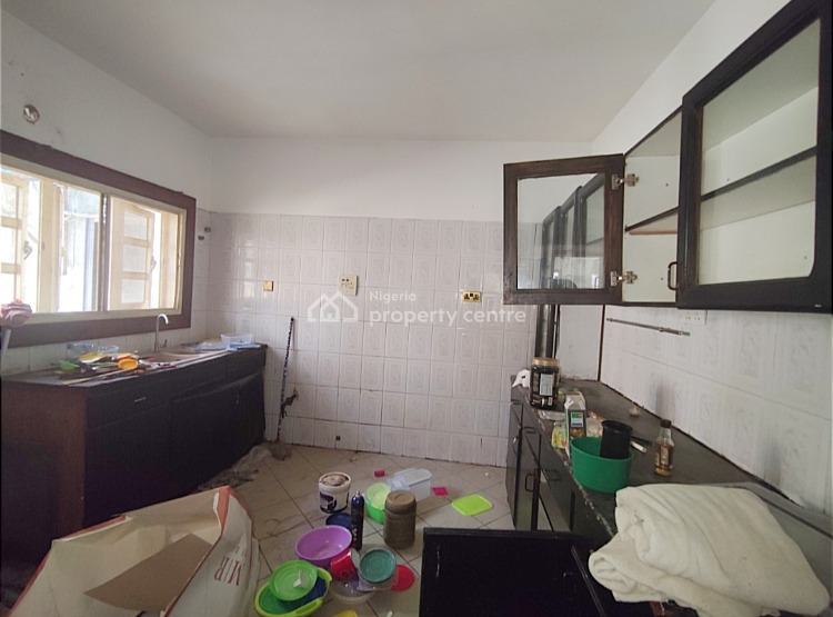 For Rent Well Maintained 3 Bedroom Apartment, Upstairs With Constant