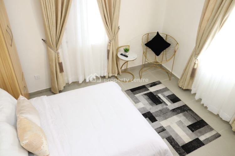 Beautiful 1 Bedroom Serviced Apartment, Ogidi Street, Lekki Phase 1, Lekki, Lagos, Flat / Apartment Short Let