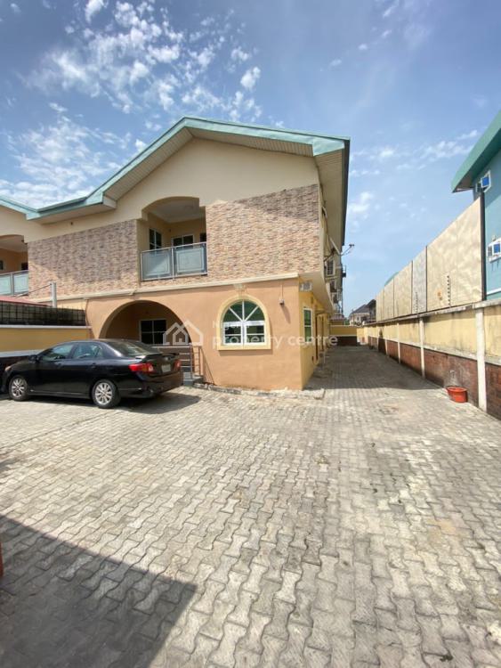 For Rent 3 Bedrooms Apartment, Lekki Phase 1, Lekki, Lagos 3 Beds, 3