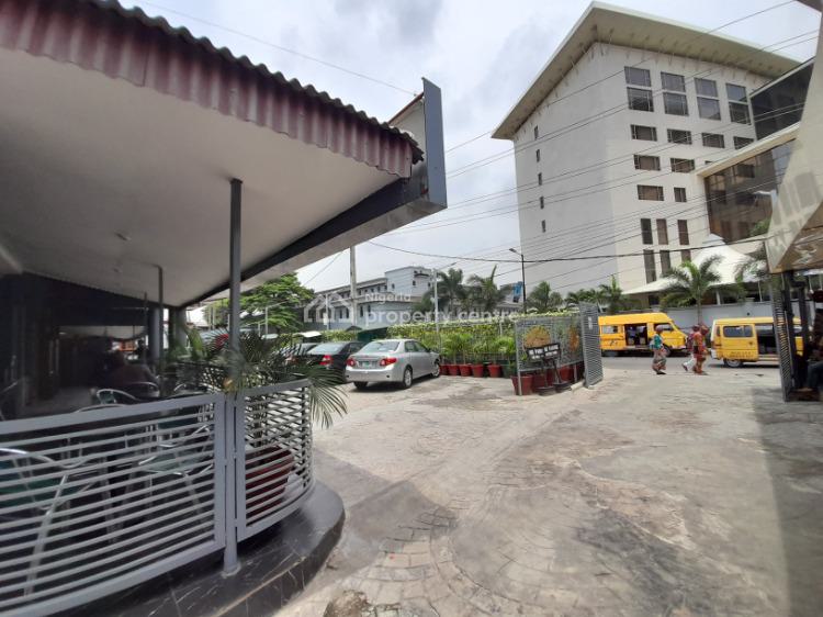 Massive and Spacious Open Space Measuring 290sqm, Ikeja Gra, Ikeja, Lagos, Plaza / Complex / Mall for Rent