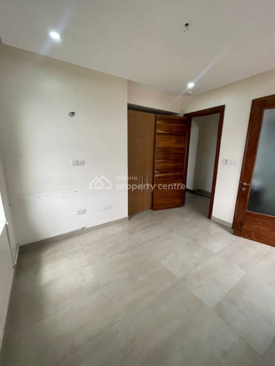 For Rent Bakers Field (luxury 2 Bedrooms With Pool And Wifi), Senrolu