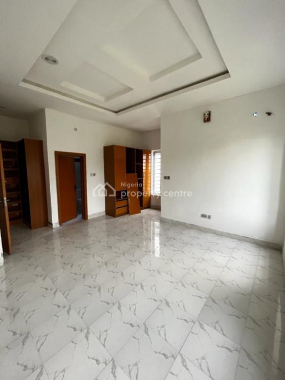 Distress 3 Bedrooms Terrace Duplex, Ikota Villa Estate,  Mega Chicken, Lekki, Lagos, Terraced Duplex for Sale