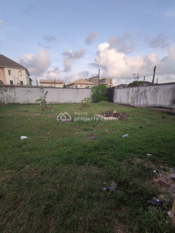 For Sale 1150sqm Land With Old Bungalow In A Commercial Zone
