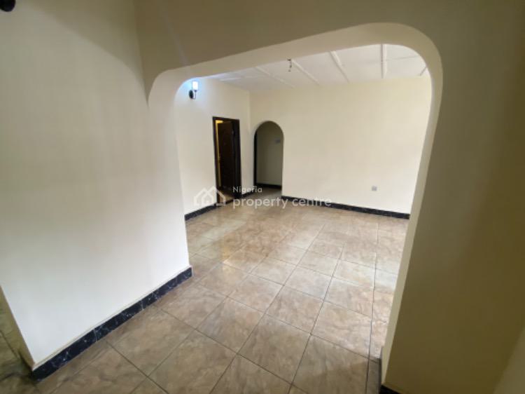 For Rent Newly Renovated 3bedroom Apartment, 11 Shedrack Avenue