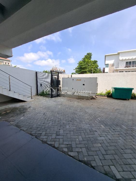 Recently Built Finished 3 Bedroom Flat with Water View;, 3rd Avenue, Banana Island, Ikoyi, Lagos, Flat / Apartment for Sale