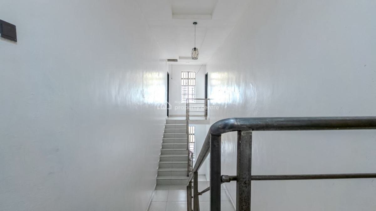 Tastefully Furnished 2 Bedroom with Swimming Pool and Gym, Akinyemi Omoyeni Street, Ikate, Lekki, Lagos, Flat / Apartment Short Let