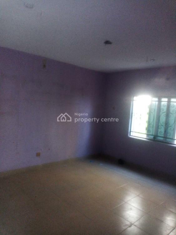 For Rent 2 Bedroom Flat, New Haven, Igbehinadun, Ojo, Lagos 2 Beds