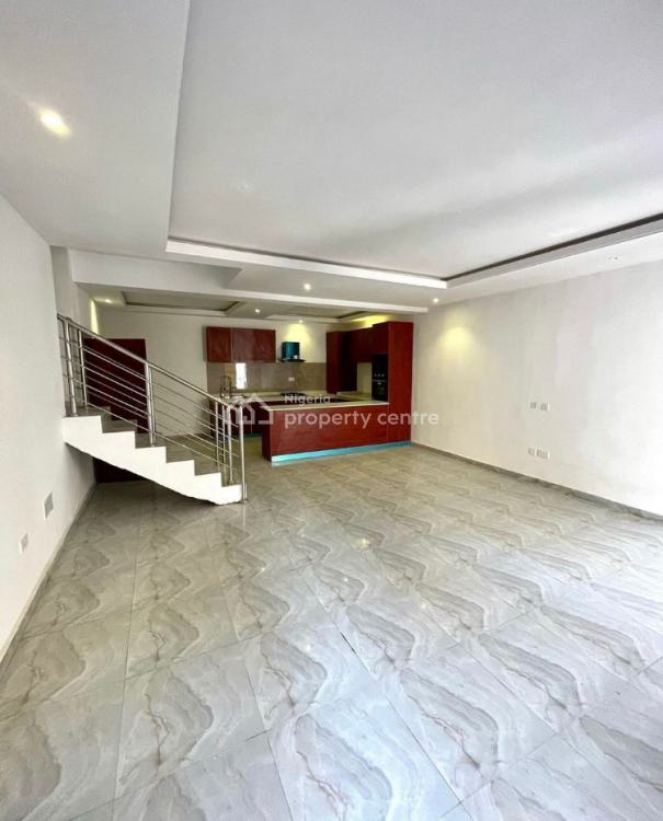 For Rent Service 3 Bedroom Lekki Phase 1, Lekki, Lagos 3