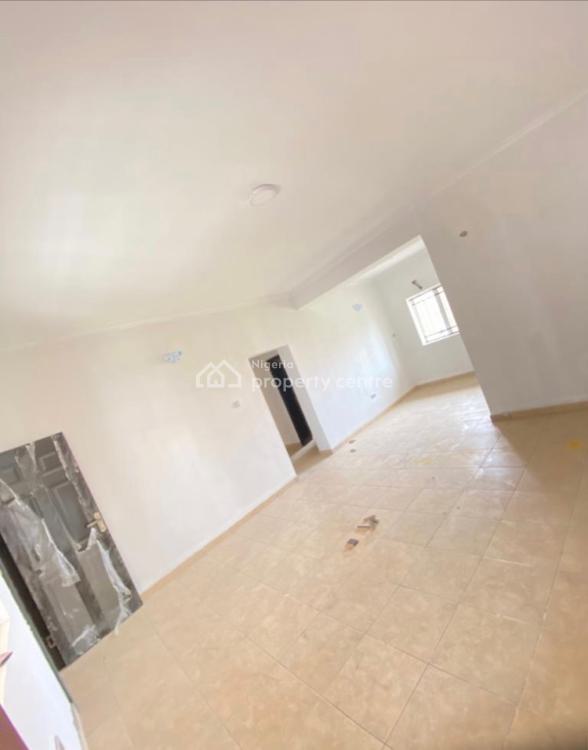 For Rent 2 Bedrooms, Osapa London, Osapa, Lekki, Lagos 2 Beds, 2