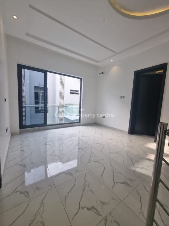 For Sale 4 Bedroom Fully Detached Duplex With Bq For Distress, Ogombo