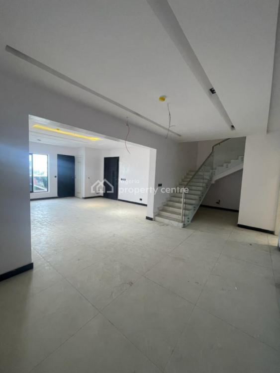 For Sale Luxury Apartment, Ikoyi, Lagos 4 Beds, 4 Baths