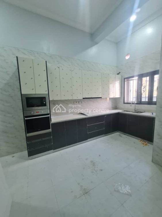 Solid & Well Built 4 Bedrooms Serviced Terrace Duplex with Bq, Off Mallam Nasir El Rufai Way, Guzape District, Abuja, Terraced Duplex for Sale