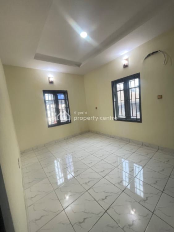 Beautiful 3 Bedroom Apartment Available, Ologolo, Lekki, Lagos, Flat / Apartment for Rent