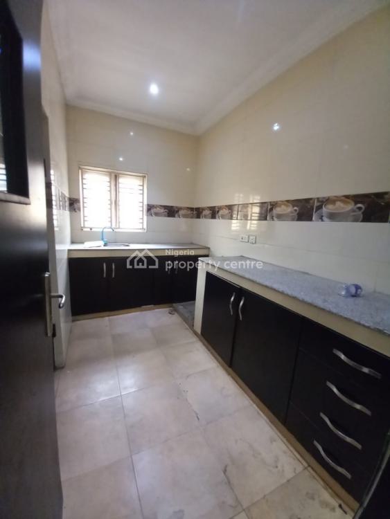 3 Bedrooms Flat, Oremeji Street, Gra Phase 1, Magodo, Lagos, Flat / Apartment for Rent
