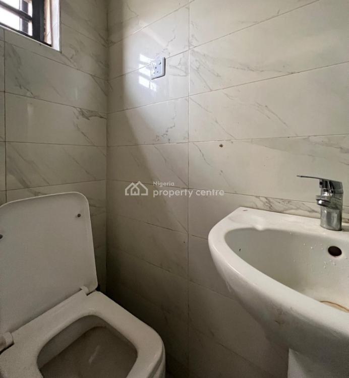Serviced Secured 2 Bedroom Apartment,  with Swimming Pool, & Gym, Osapa, Lekki, Lagos, Flat / Apartment for Rent