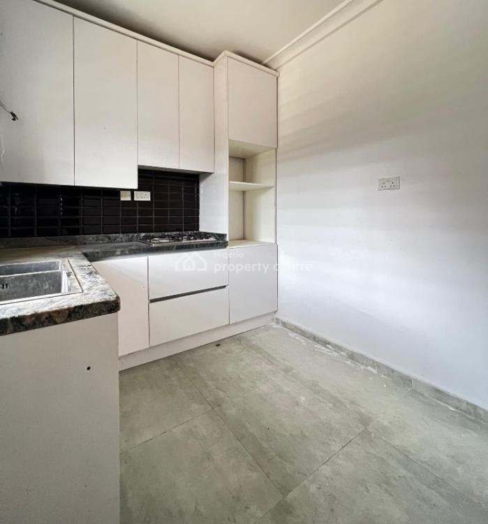 Serviced Secured 2 Bedroom Apartment,  with Swimming Pool, & Gym, Osapa, Lekki, Lagos, Flat / Apartment for Rent