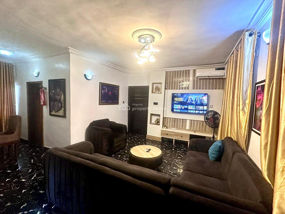 Homey 2 Bedrooms Apartment  24 Hours Power + Fiber Unlimited Internet, Isheri - Olofin Area, Egbeda, Alimosho, Lagos, Flat / Apartment Short Let