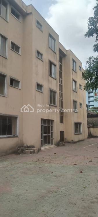 32 Nos. of 1 Bedroom Flat. All Rooms Ensuite, Victoria Island (vi), Lagos, Flat / Apartment for Rent