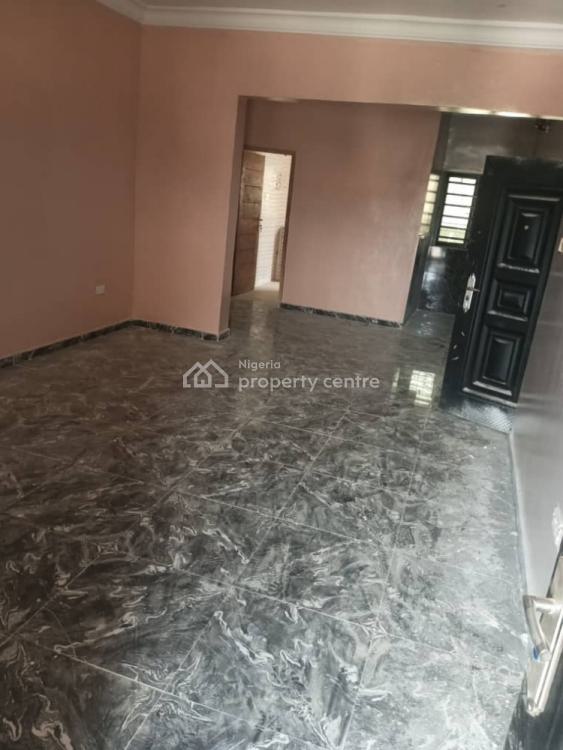 For Rent 2 Bedrooms Flat Available Inside An Estate, Aboru, Iyana